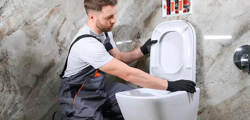 Urinal Installation in Madera