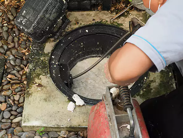 Why Choose Madera's Plumbing for Clogged Drain Repair in Madera, CA?
